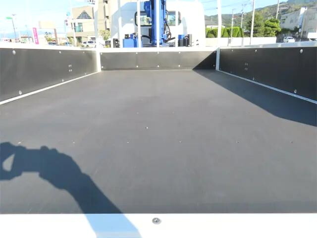 三菱ふそうキャンタークレーン4段小型（2t・3t）[写真18]