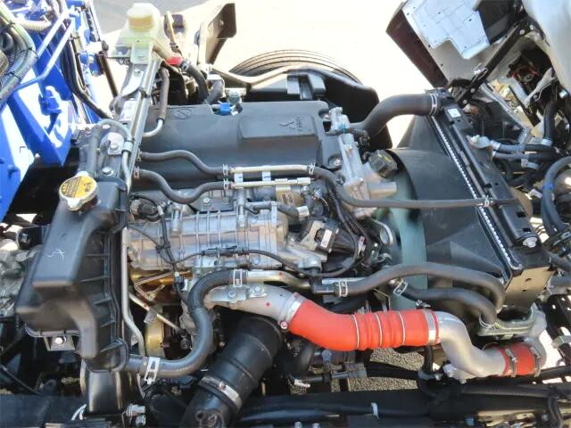 三菱ふそうキャンタークレーン4段小型（2t・3t）[写真31]