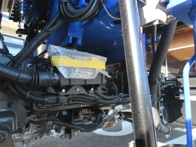 三菱ふそうキャンタークレーン4段小型（2t・3t）[写真35]