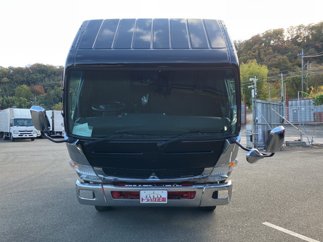 三菱ふそうキャンターアルミバン小型（2t・3t）[写真09]