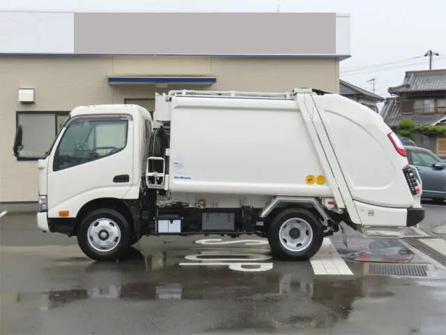 日野デュトロパッカー車（塵芥車）小型（2t・3t）[写真03]