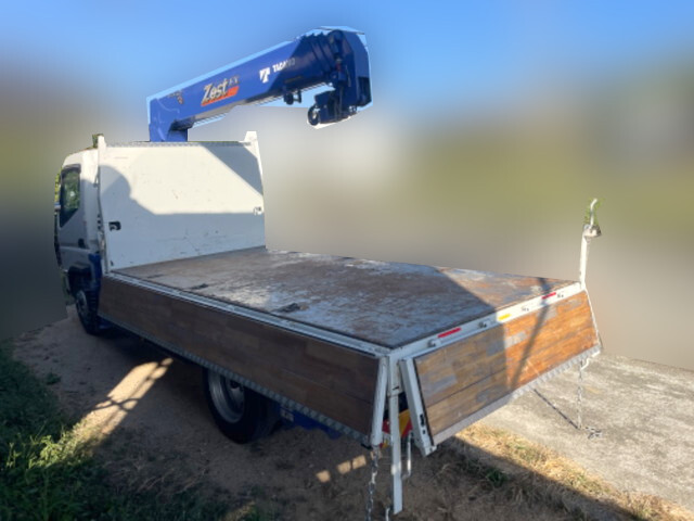 三菱ふそうキャンタークレーン4段小型（2t・3t）[写真10]