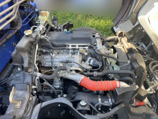 三菱ふそうキャンタークレーン4段小型（2t・3t）[写真25]