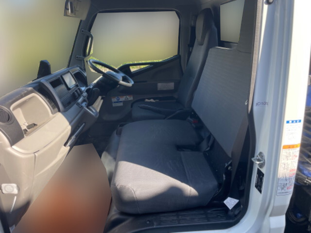 三菱ふそうキャンタークレーン4段小型（2t・3t）[写真28]