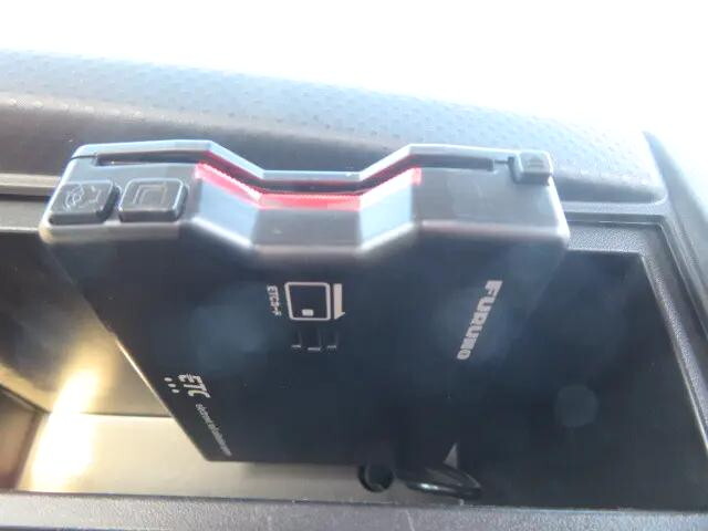 いすゞフォワードクレーン4段中型（4t）[写真18]