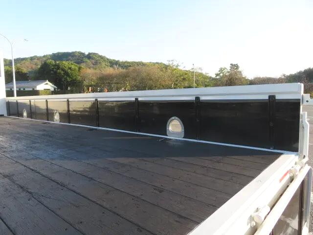 いすゞフォワードクレーン4段中型（4t）[写真24]