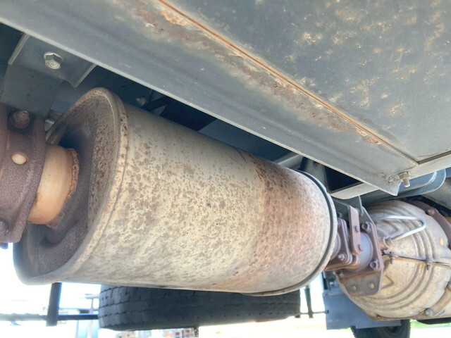 いすゞフォワード冷凍車（冷蔵車）中型（4t）[写真28]