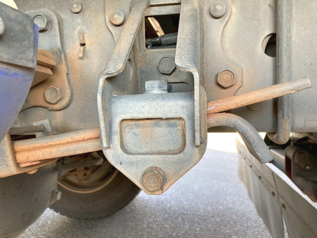 いすゞフォワード冷凍車（冷蔵車）中型（4t）[写真32]