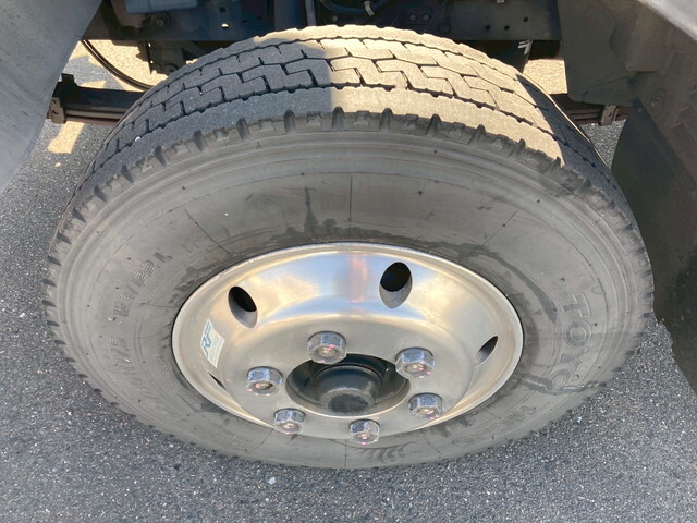 いすゞフォワード冷凍車（冷蔵車）中型（4t）[写真40]