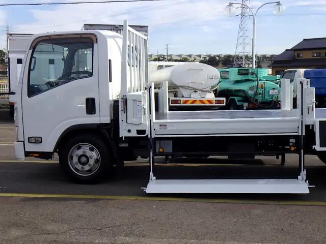 いすゞエルフ平ボディ小型（2t・3t）[写真26]