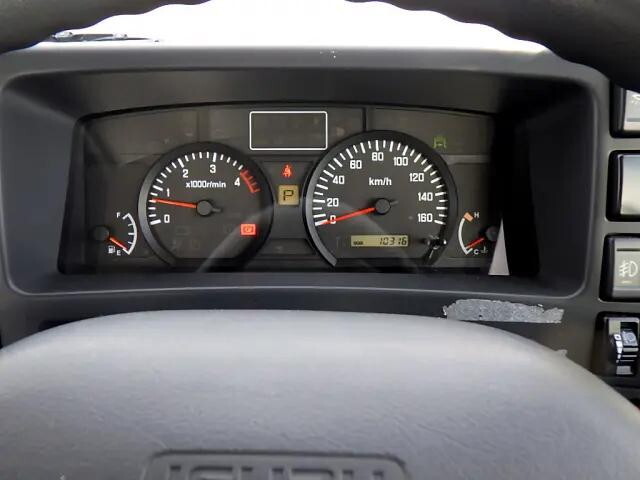 いすゞエルフ平ボディ小型（2t・3t）[写真40]