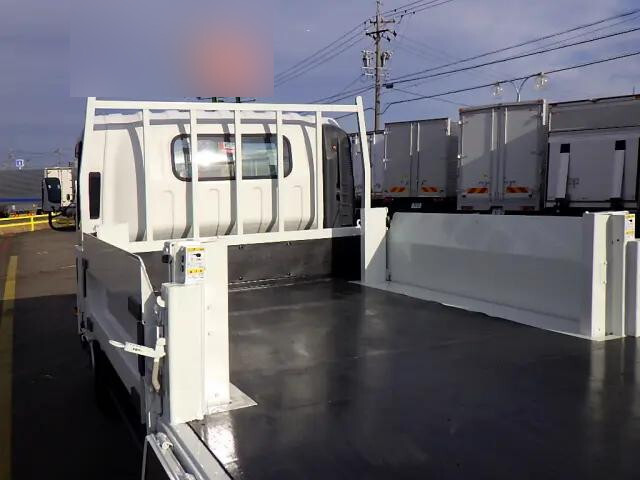 いすゞエルフ平ボディ小型（2t・3t）[写真09]