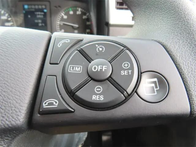 三菱ふそうファイタークレーン4段増トン（6t・8t）[写真14]