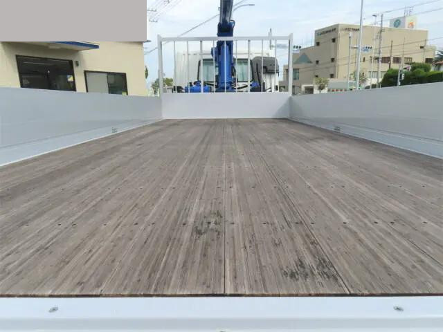 三菱ふそうファイタークレーン4段増トン（6t・8t）[写真22]