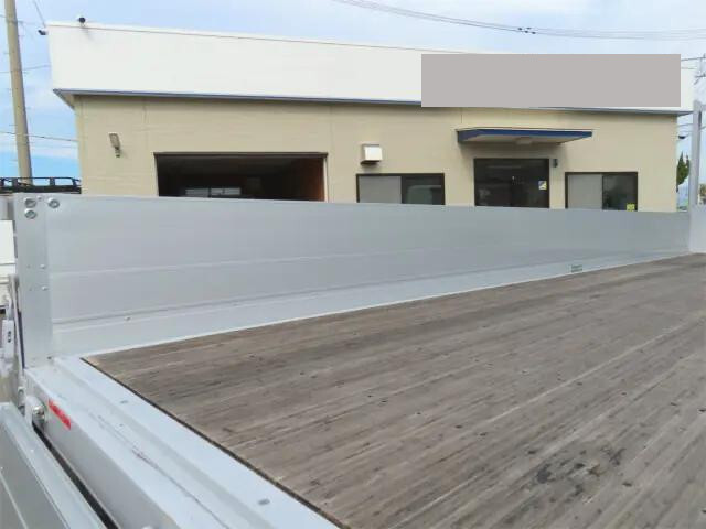 三菱ふそうファイタークレーン4段増トン（6t・8t）[写真24]