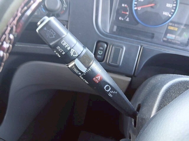 三菱ふそうスーパーグレートトレーラーヘッド（トラクターヘッド）大型（10t）[写真17]