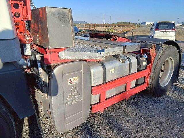 三菱ふそうスーパーグレートトレーラーヘッド（トラクターヘッド）大型（10t）[写真07]