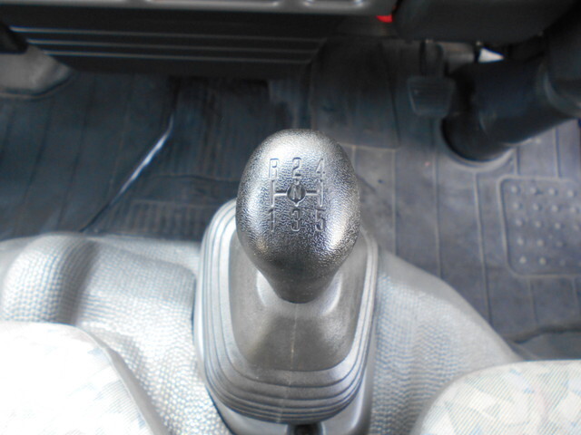 いすゞエルフクレーン付小型（2t・3t）[写真34]