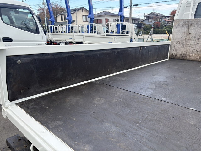 いすゞエルフダブルキャブ（Wキャブ）小型（2t・3t）[写真13]