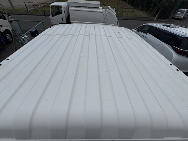 いすゞエルフダブルキャブ（Wキャブ）小型（2t・3t）[写真18]