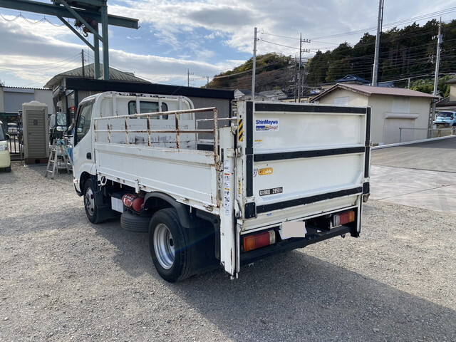 日野デュトロ平ボディ小型（2t・3t）[写真02]