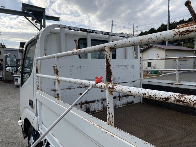 日野デュトロ平ボディ小型（2t・3t）[写真28]