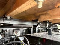 三菱ふそうキャンター平ボディ小型（2t・3t）[写真12]