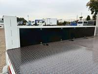 三菱ふそうキャンター平ボディ小型（2t・3t）[写真09]