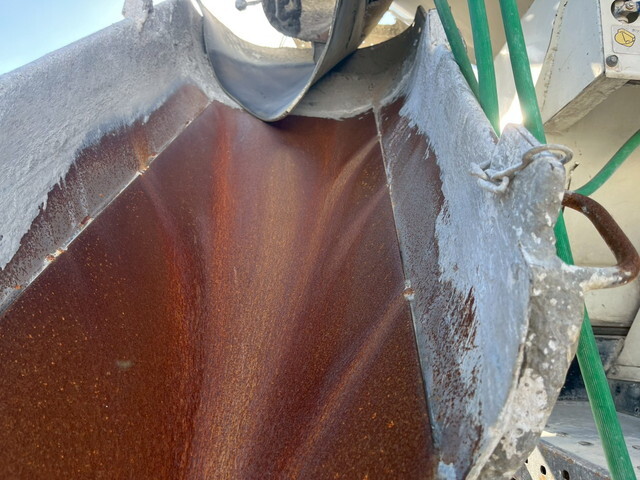 日野プロフィアミキサー車（コンクリートミキサー）大型（10t）[写真10]