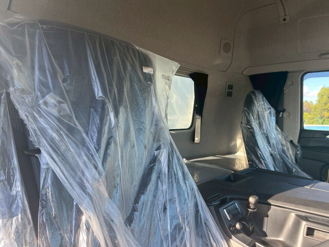 三菱ふそうスーパーグレートダンプ大型（10t）[写真17]