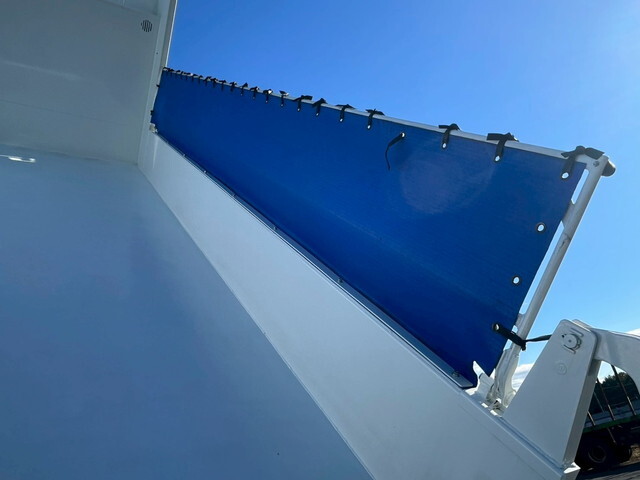 三菱ふそうスーパーグレートダンプ大型（10t）[写真07]