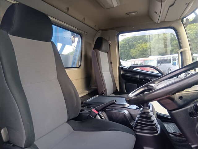 日野レンジャーキャリアカー中型（4t）[写真21]