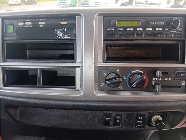 日野レンジャーキャリアカー中型（4t）[写真25]