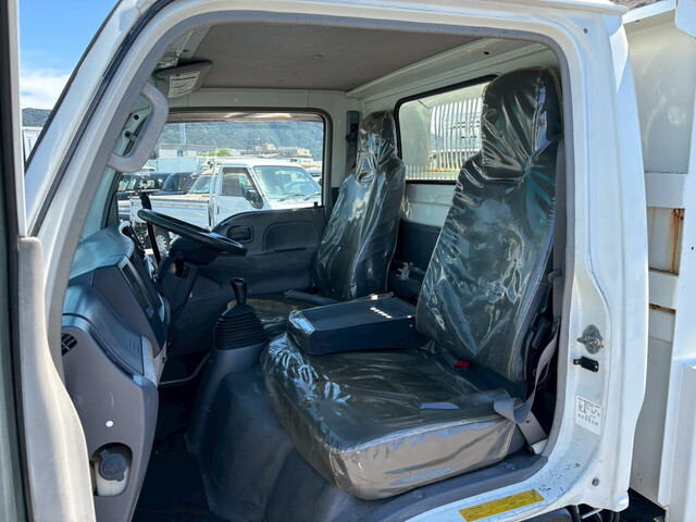 いすゞエルフダンプ小型（2t・3t）[写真21]