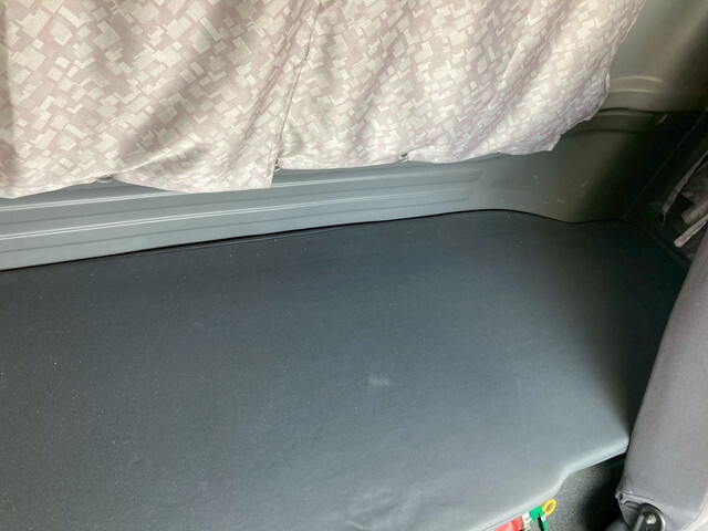 いすゞフォワード冷凍車（冷蔵車）中型（4t）[写真16]