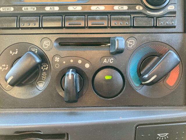 いすゞフォワードアルミウイング中型（4t）[写真17]