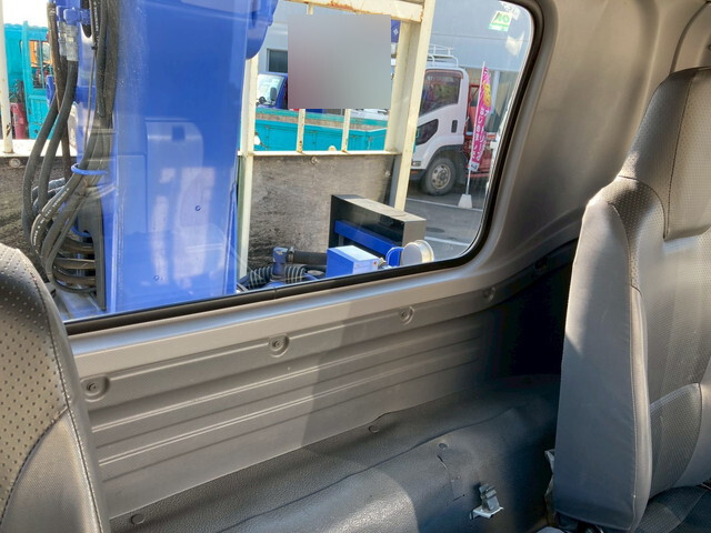 いすゞフォワードクレーン4段中型（4t）[写真18]