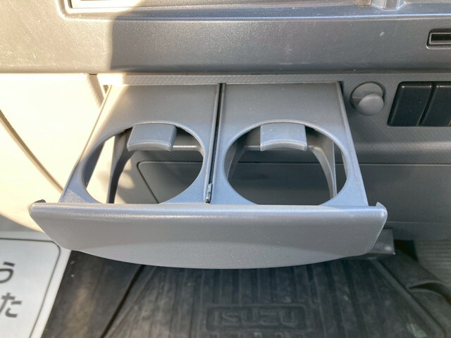 いすゞフォワードクレーン4段中型（4t）[写真22]