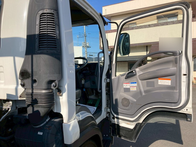 いすゞフォワードクレーン4段中型（4t）[写真28]