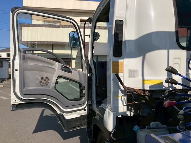 いすゞフォワードクレーン4段中型（4t）[写真30]