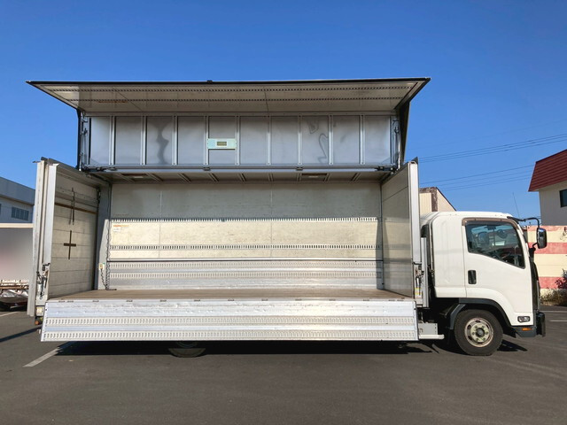 いすゞフォワードアルミウイング中型（4t）[写真08]