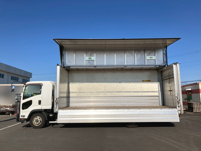 いすゞフォワードアルミウイング中型（4t）[写真09]