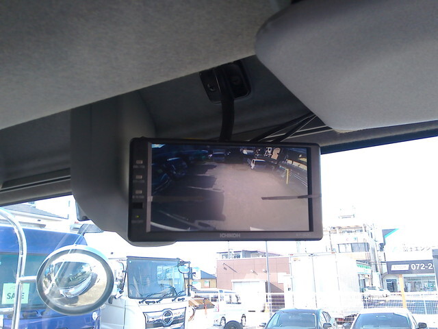 いすゞフォワードアルミバン中型（4t）[写真30]