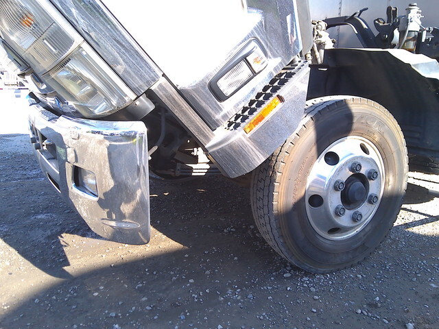 いすゞフォワードアルミバン中型（4t）[写真39]