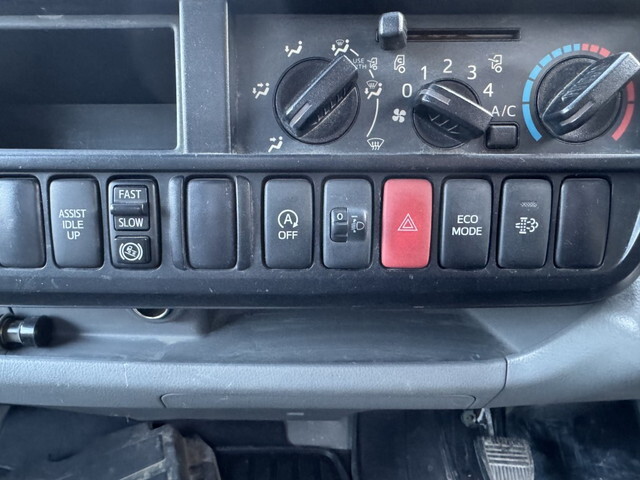 日野デュトロ高所作業車小型（2t・3t）[写真20]