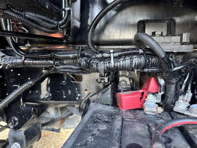 日野デュトロ高所作業車小型（2t・3t）[写真24]