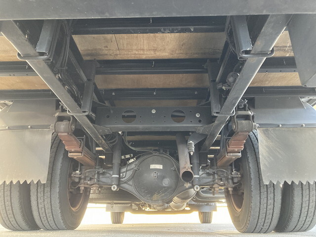 日産アトラスアルミバン小型（2t・3t）[写真21]