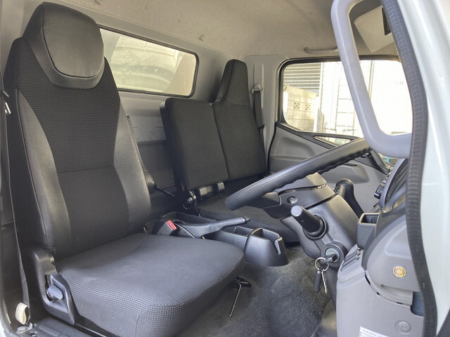 日産アトラスアルミバン小型（2t・3t）[写真22]