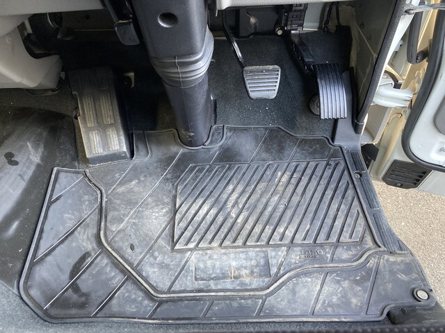 日産アトラスアルミバン小型（2t・3t）[写真36]