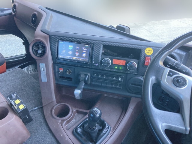 日野プロフィアダンプ大型（10t）[写真33]